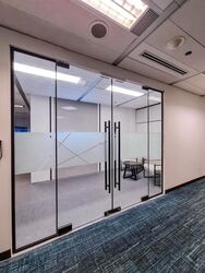 Gateway East (D7), Office #630128191